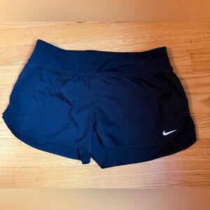 Nike Athletic Shorts Black Size: M